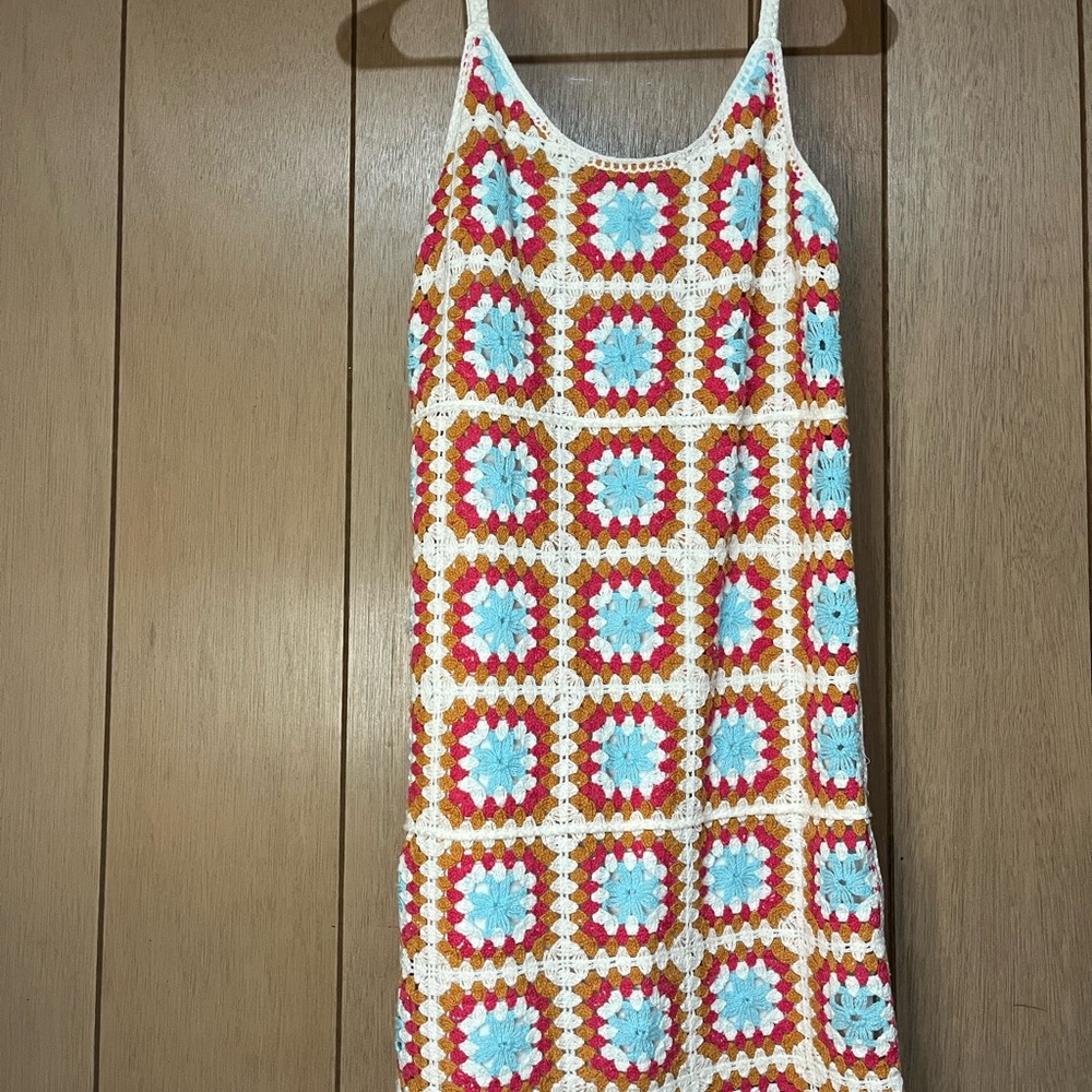 NWT Willow & Wind Crochet Dress